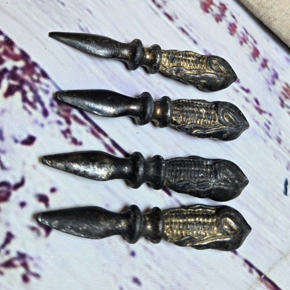 Vintage Crest Silver Plated Corn on Cob Holders Antique dining collectibles - Picture 7 of 9